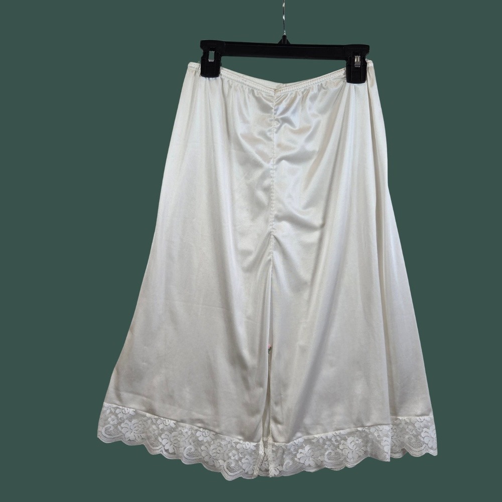 JCPenney Fantasia Half Slip Womens M Ivory Vintage Lace Trim Antron III USA 80s